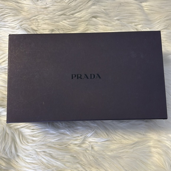 Louis Vuitton Pumps - Picture 10 of 11